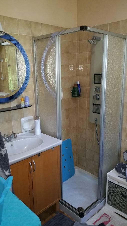Romagnoli Family Cottage Ameno エクステリア 写真