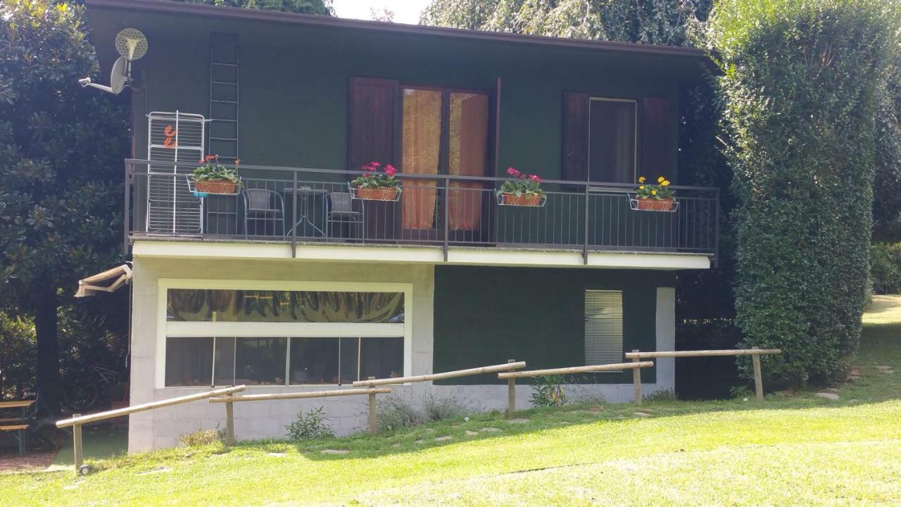 Romagnoli Family Cottage Ameno エクステリア 写真