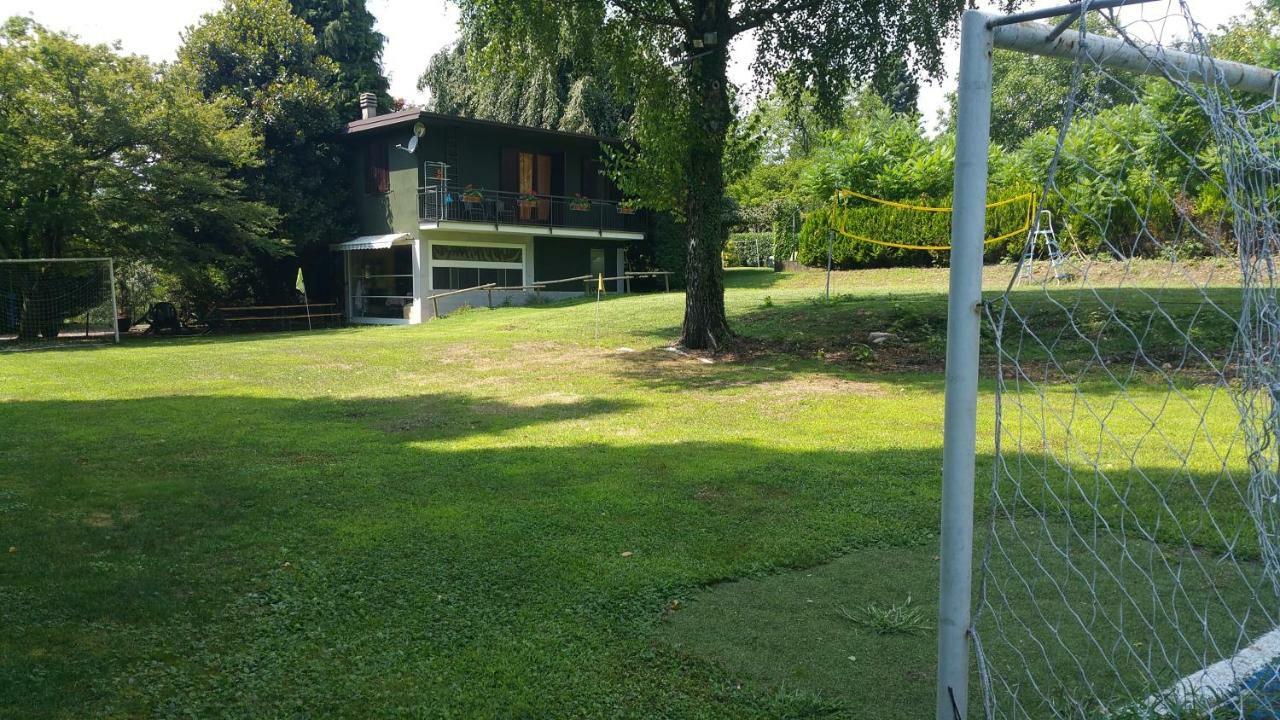 Romagnoli Family Cottage Ameno エクステリア 写真